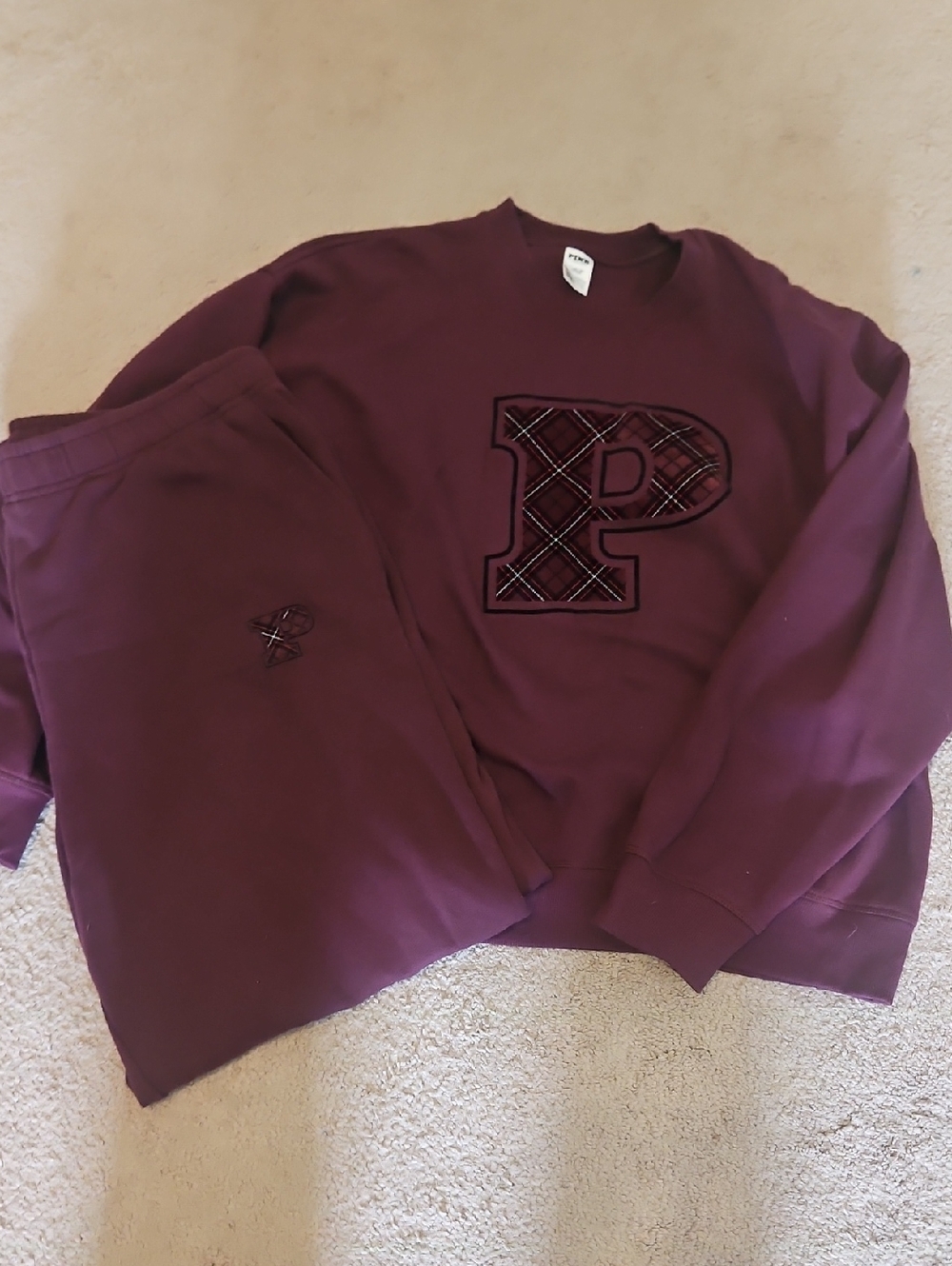 NWOT PINK Victoria's Secret Plum Plaid 'P' Sweat Set